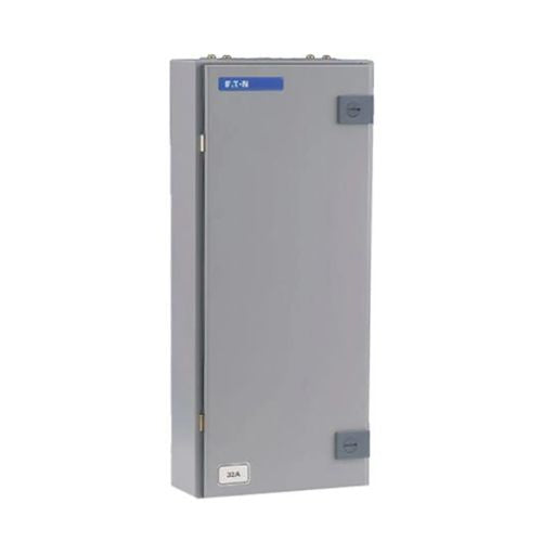 Distribution Fuseboard 8Way Triple Pole+Neutral NO Fuses 32A